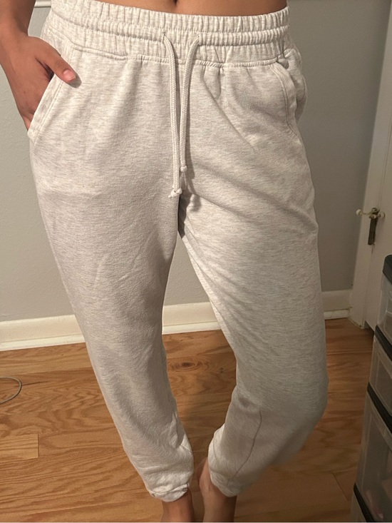 Pants - Cozy High-Waist Drawstring Joggers - Light Gray